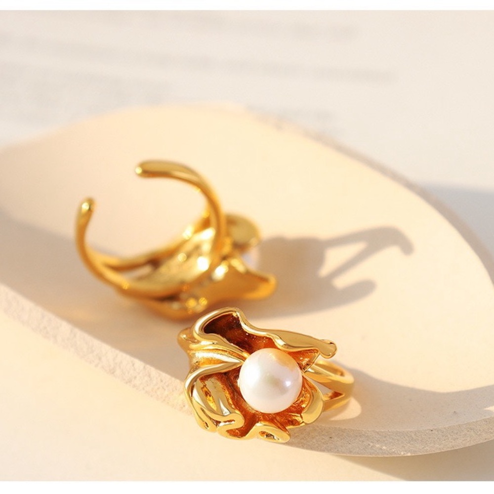 Elegant Gold Color Pearl Ring